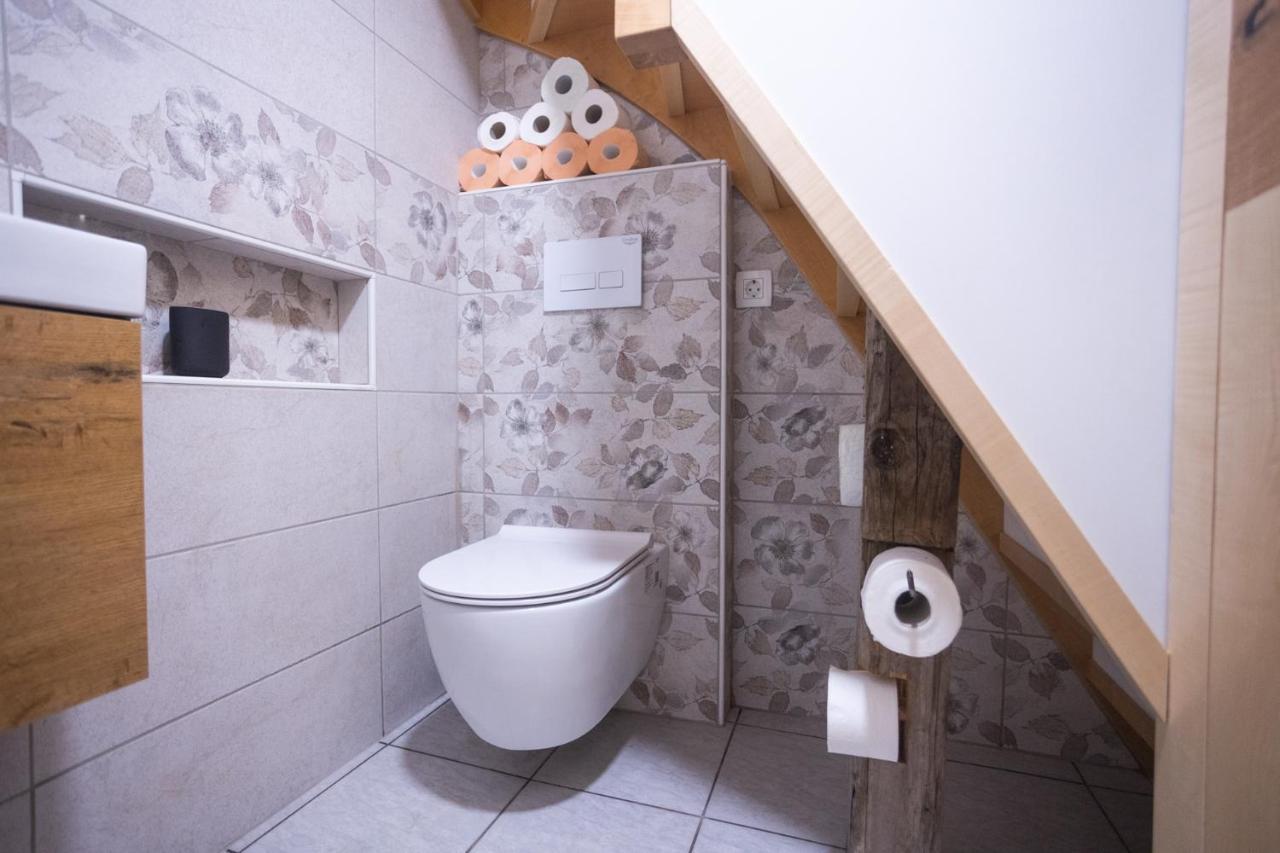 Vineyard cottage Sonce Sentvid Pri Sticni Esterno foto